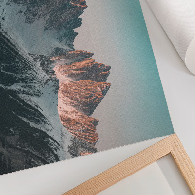 Lámina para cuadro Montañas de tonos pastel a la luz del sol poniente.