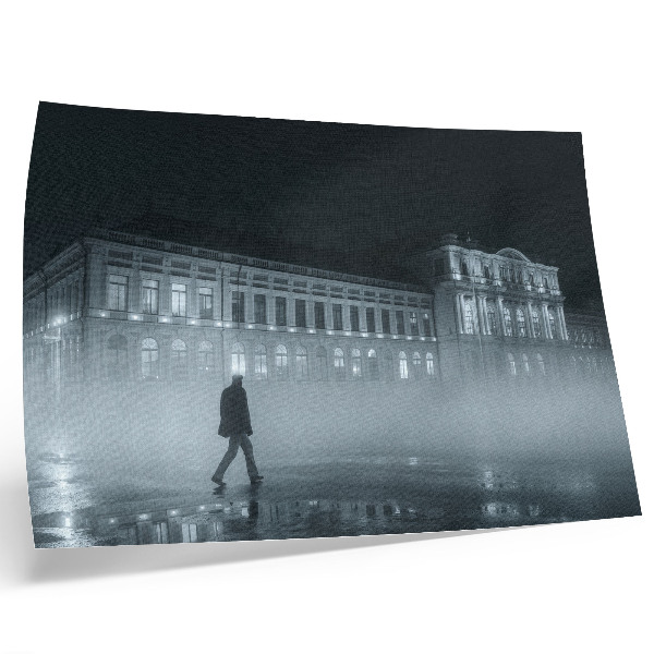 Lámina para cuadro niebla nocturna en la ciudad con edificio monumental