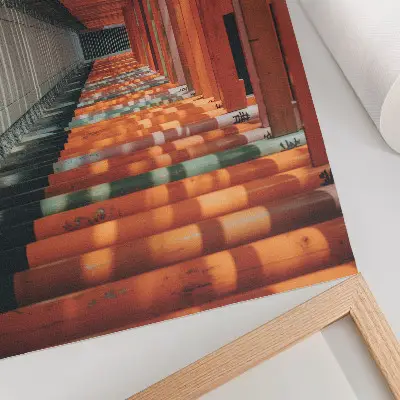 Arte de pared columnas con túnel naranja de simetría y profundidad