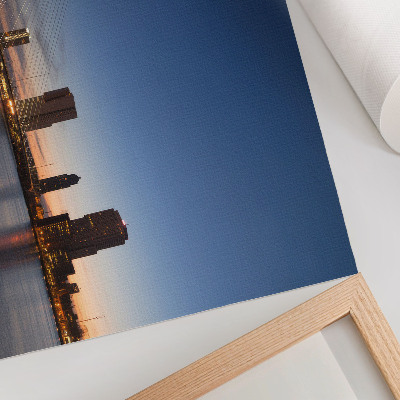 Arte de pared Puente y ciudad al atardecer con luces brillantes de la ciudad