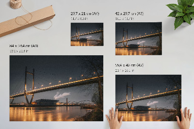 Póster Puente de noche, estructura moderna, ambiente tranquilo.