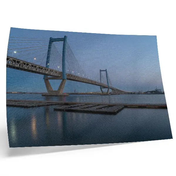 Lámina para cuadro puente al atardecer con aguas tranquilas de estilo moderno