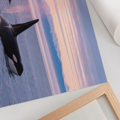 Lámina para cuadro Orcas contra un paisaje marino en tonos pastel.