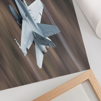 Póster Un caza moderno en vuelo