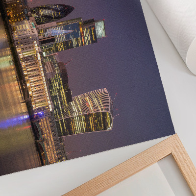Lámina para cuadro Rascacielos modernos, reflejos de luces, cielo