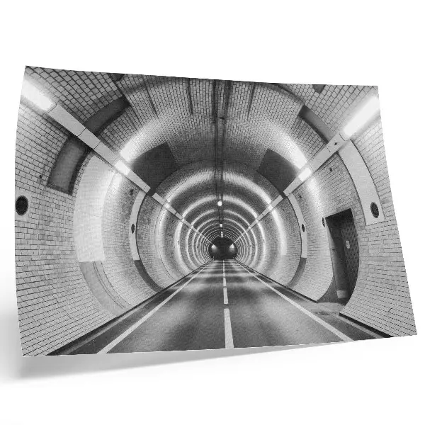 Póster túnel simétrico con arcos en blanco y negro