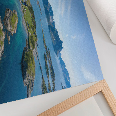 Lámina para cuadro Islas con montañas, cielo azul, vegetación verde