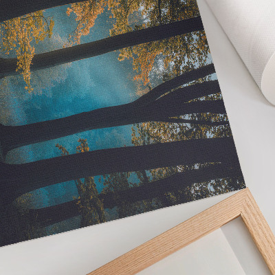 Póster Bosque tranquilo, sol de la mañana, hojas coloridas