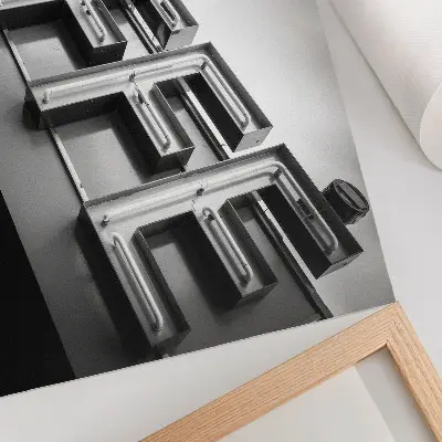 Póster de estilo urbano con marco minimalista y luz neón