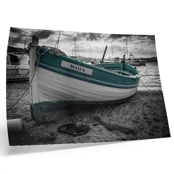 Lámina para cuadro diseño de barco en la playa con temática de paz, sueño y aventura
