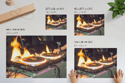 Lámina para cuadro Una enérgica combinación de llamas y electrónica.