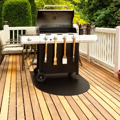 Protector de suelo para barbacoa en forma de semiovalo de 80x70 cm
