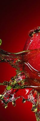 Estor enrollable en color manzana roja en las profundidades