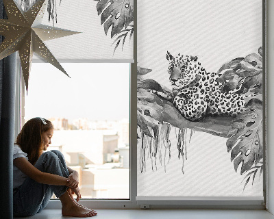 Modern roller blind con guepardos dibujados en una rama