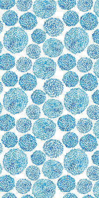 Estor enrollable con diseño de círculos y pétalos en tonos azules