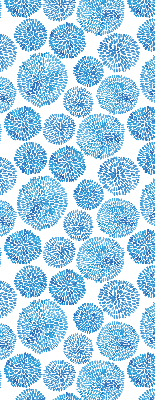 Estor enrollable con diseño de círculos y pétalos en tonos azules