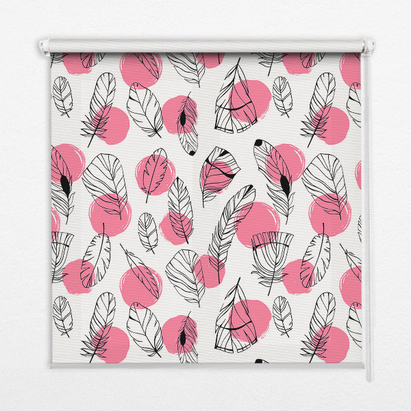 Estor enrollable con estampado de plumas y puntos rosas