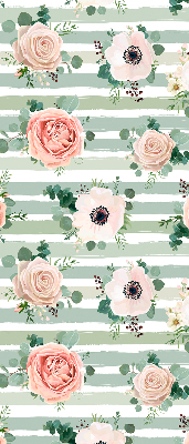 Modern roller blind con estampado de rosas sobre rayas horizontales verdes