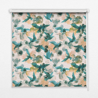 Modern roller blind con estampado de aves y paisajes coloridos