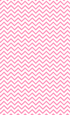 Estor enrollable para ventana con diseño de zigzags rosas en disposición horizontal