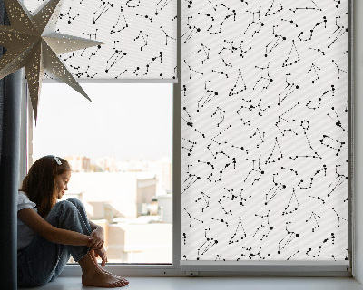 Modern roller blind con estampado de constelaciones