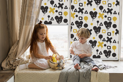 Modern roller blind con patrones en negro y amarillo