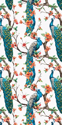 Modern roller blind con estampado de pavo real sobre una rama