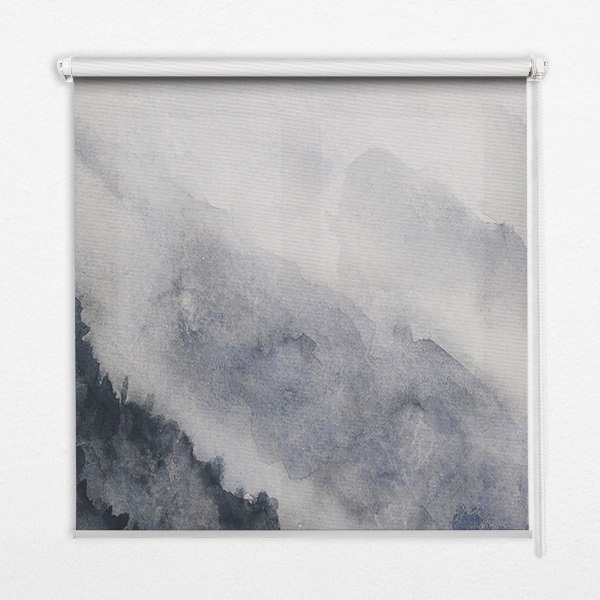 Modern roller blind con estampado de montañas brumosas