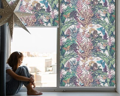 Modern roller blind con diseño de mariposas sobre flores