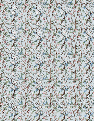 Estor enrollable moderno con enredaderas florales sobre un fondo claro