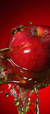 Estor opaco en color manzana roja con diseño de profundidades