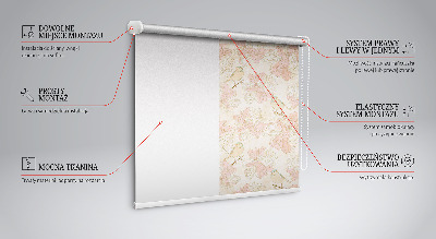 Estor decorativo con estampado de pájaros entre las flores