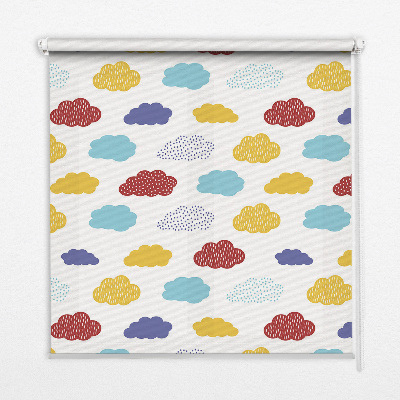 Estor opaco con diseño de nubes coloridas
