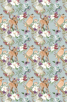 Estor decorativo con motivos de corzos, aves y conejos