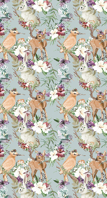 Estor decorativo con motivos de corzos, aves y conejos