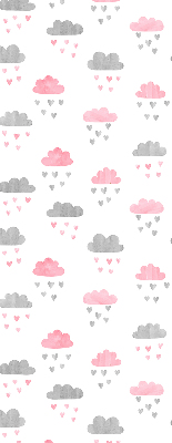 Estor decorativo con diseño de nubes rosas y grises