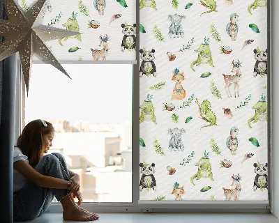 Estor enrollable de tela con diseño de animales y plantas