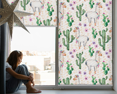 Estor decorativo con diseño de llamas y cactus