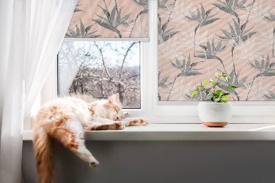 Estor decorativo con flores grises