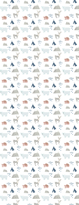 Estor opaco con diseño de montañas, lluvia y animales