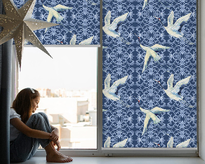 Estor decorativo con diseño de garzas