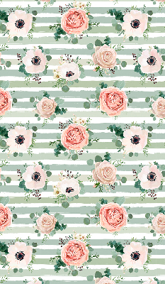 Estor decorativo con rosas sobre rayas horizontales verdes