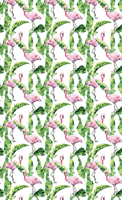 Estor enrollable de tela con estampado de flamencos junto a las hojas
