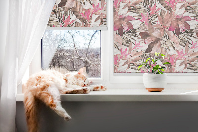 Estor decorativo con flores rosas