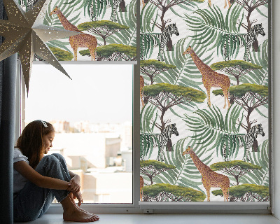 Estor decorativo con animales y árboles