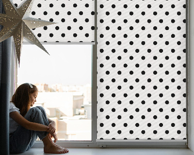 Estor decorativo con puntos negros
