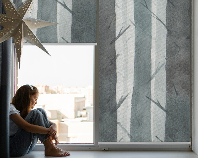 Estor decorativo con diseño de árboles