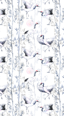 Estor decorativo con diseño de garzas y árboles
