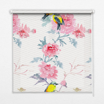 Estor decorativo con pájaros en las flores