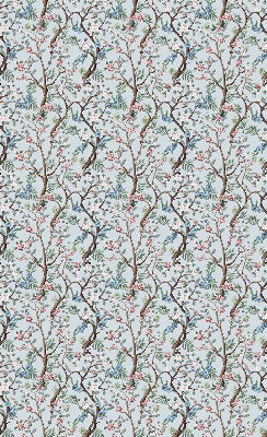 Estor decorativo con enredaderas florales sobre un fondo claro